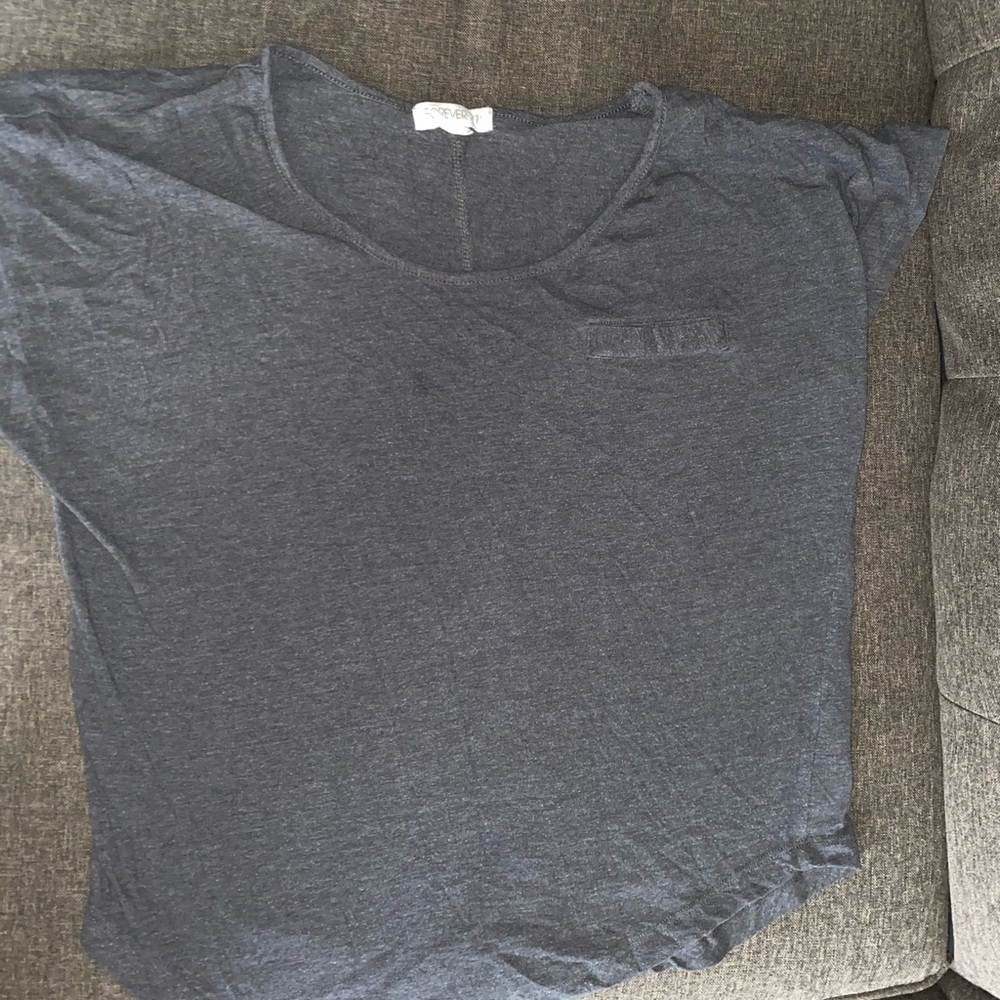 Tee